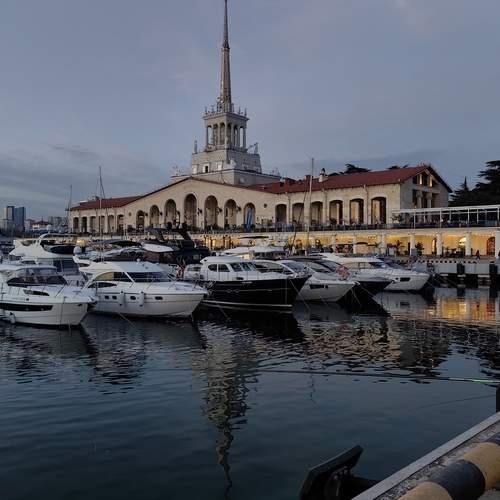 Photo #13353447
