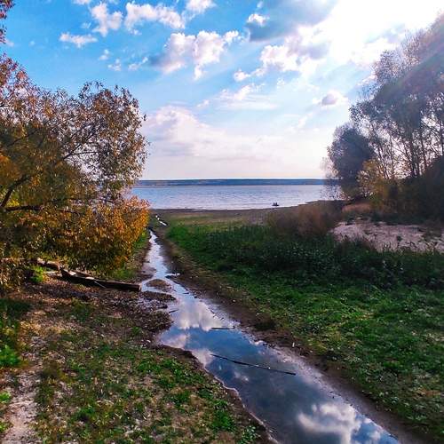 Речка и Волга