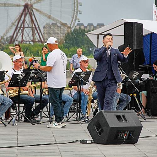 Photo #13363776