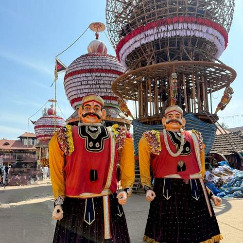 Photo #13365276