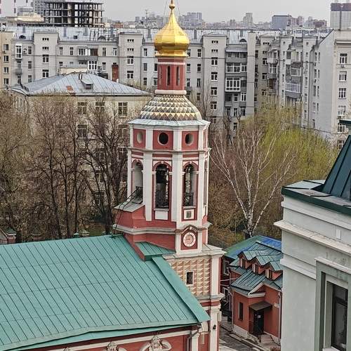 Вне времени.