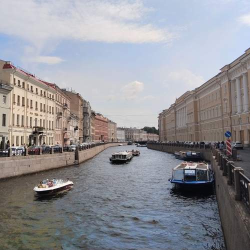 Вид на реку Мойку с Певческого моста