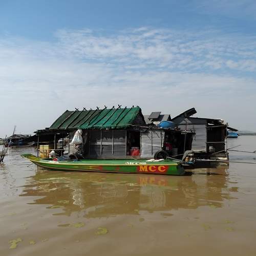 Камбоджа.Жизнь на реке.