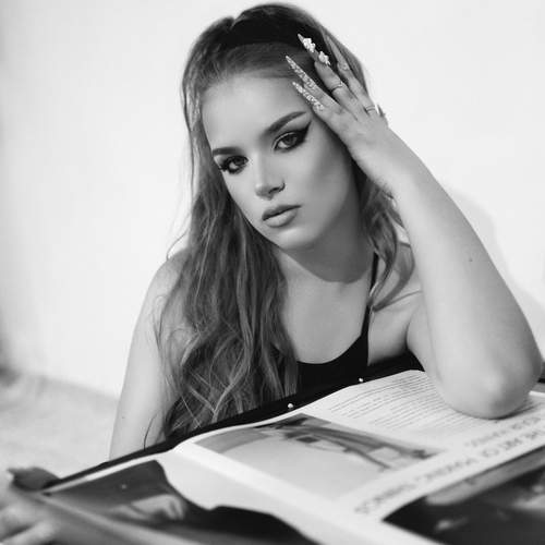 Photo #13377446