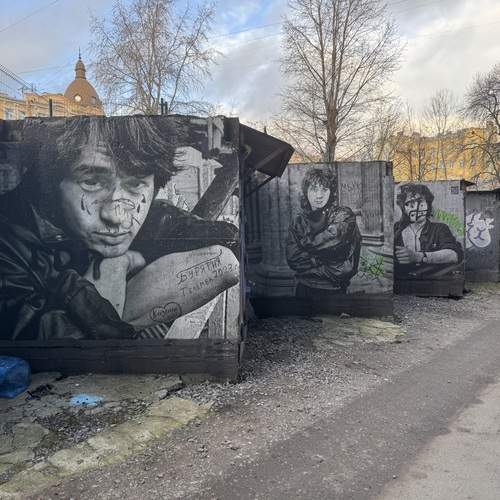 Стрит-арт русского рока в Санкт-Петербурге.