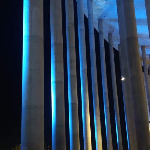 Colunas do Estádio Arena Mané Garrincha.
