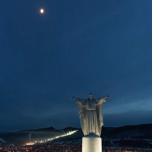 Photo #13395136