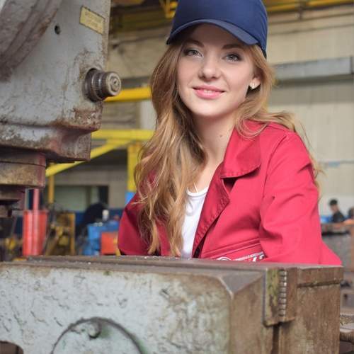 Photo #13399257