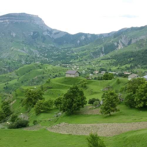 ЛЕТО    В    ГОРАХ    ДАГЕСТАНА