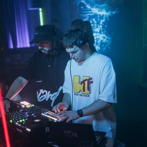 Photo #13412388