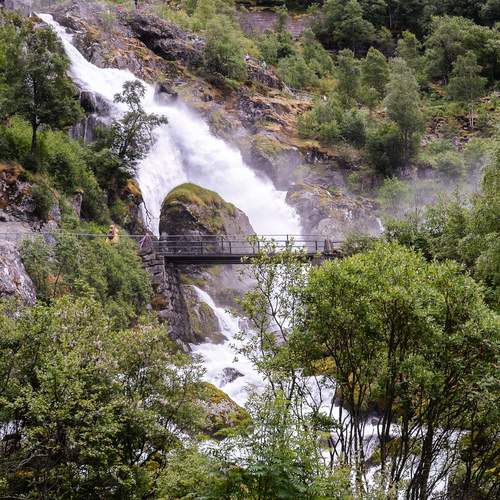 Горная река.