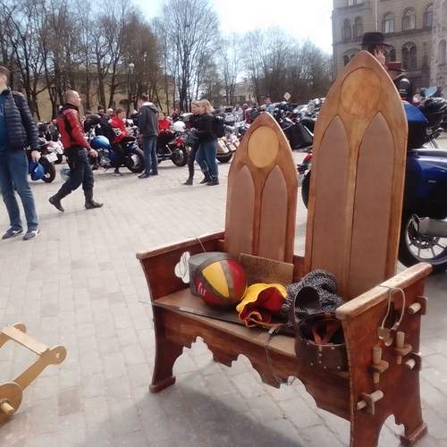 Photo #13435656