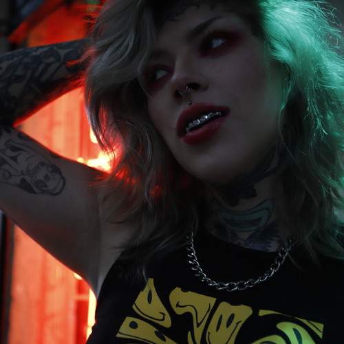 Photo #13437701
