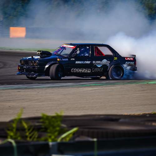 Photo #13439935