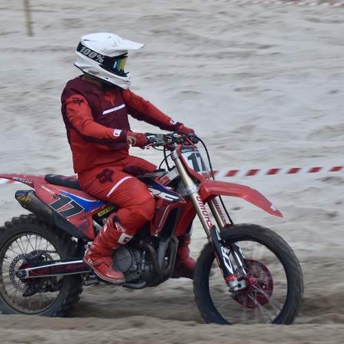 Photo #13444103