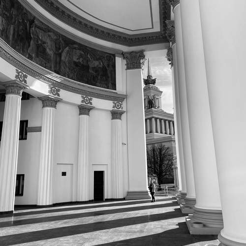 Тени ВДНХ, Москва