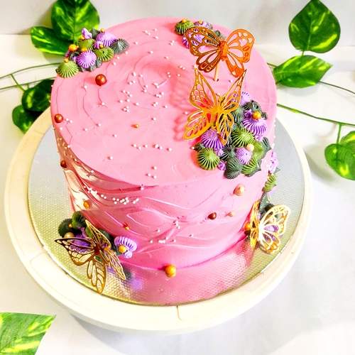 Floral Cream Fantasy