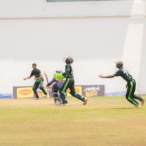 Photo #13492986