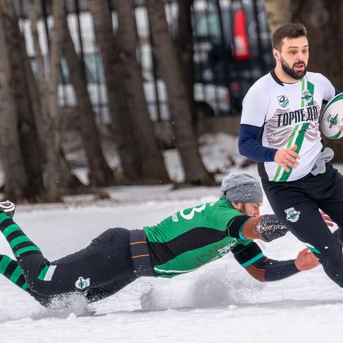 Snow rugby