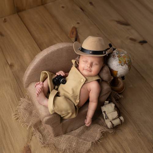 Little Explorer