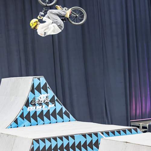 Photo #13509652