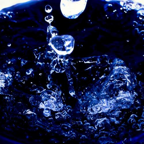 вода