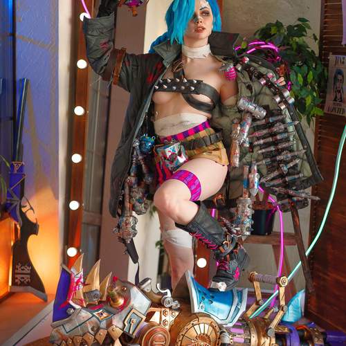 Photo #13651995