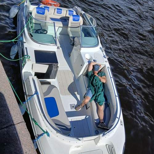 Photo #13658399