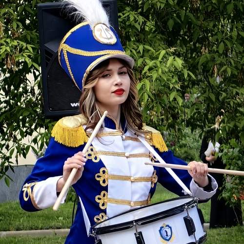 Photo #13677815