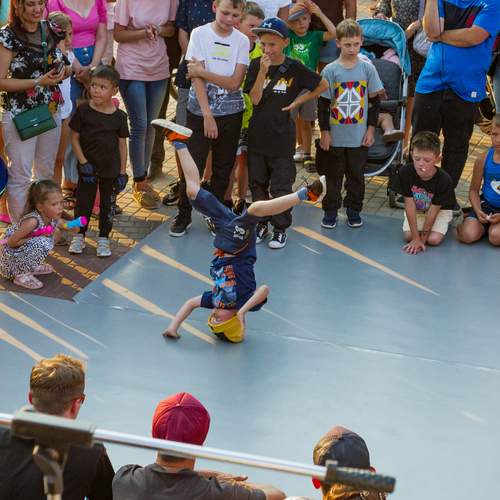 Photo #13687570