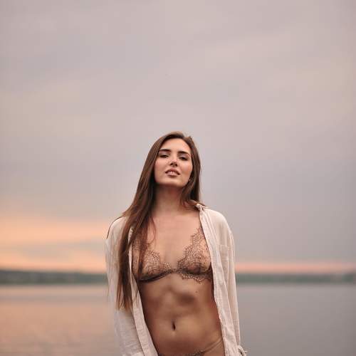Photo #13687758