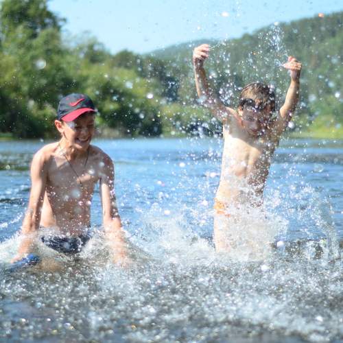 Photo #13695032