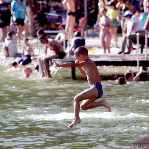 Photo #13697729