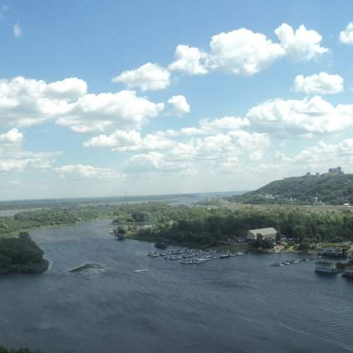 Над Волгой