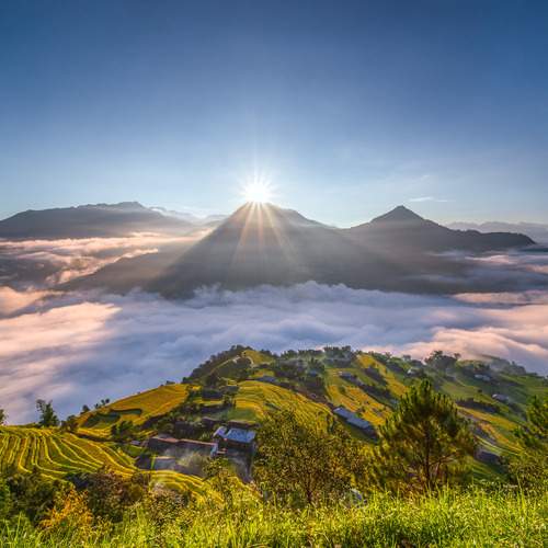 BAN PHUNG – WHERE THE CLOUDS EMBRACE THE TERRACED FIELDS