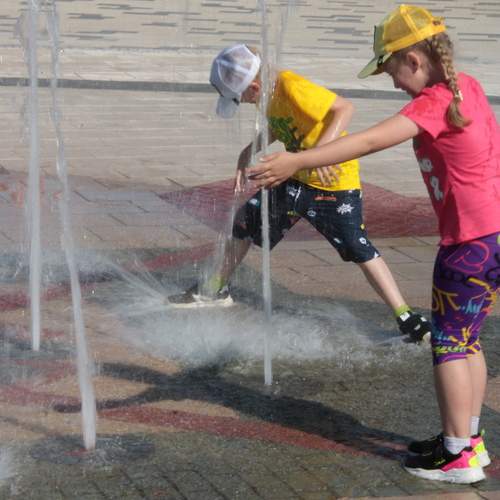 Photo #13715931