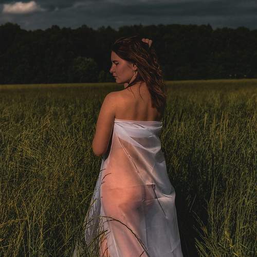 Photo #13716792