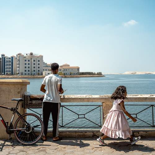 Between Two Horizons