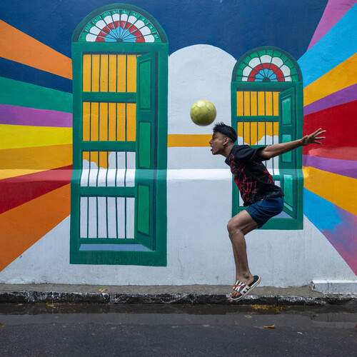 Play in motion