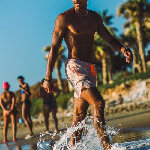 Photo #13731779