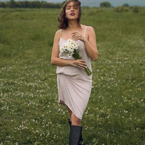 Photo #13733640