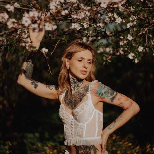 Photo #13735456