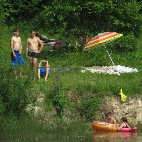 Photo #13735639