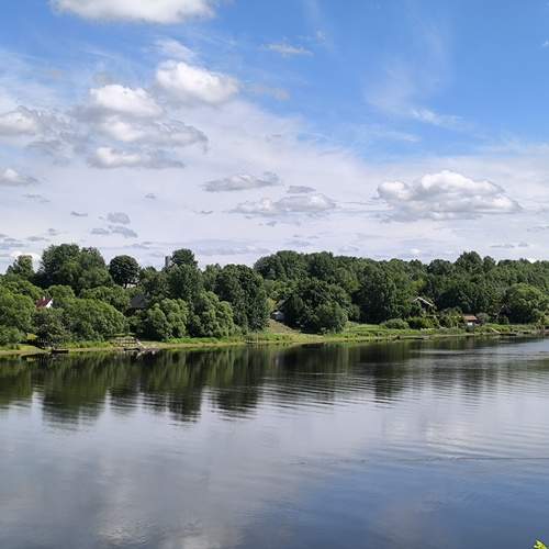Photo #13736895