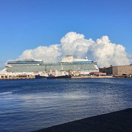 Photo #13737453