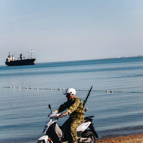 Photo #13737948