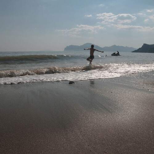 Photo #13739189