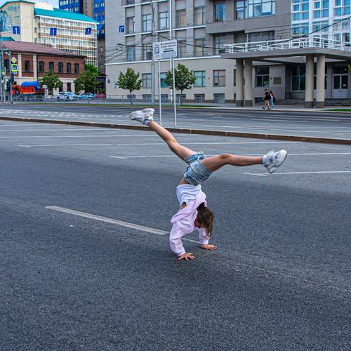 Photo #13740645