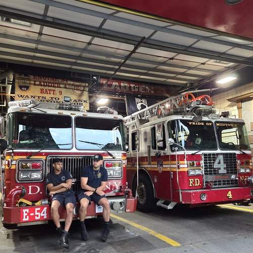 Photo #13741359