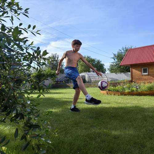 Photo #13745132